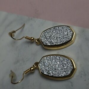 Shiny Stone Earrings W/Gold Rim